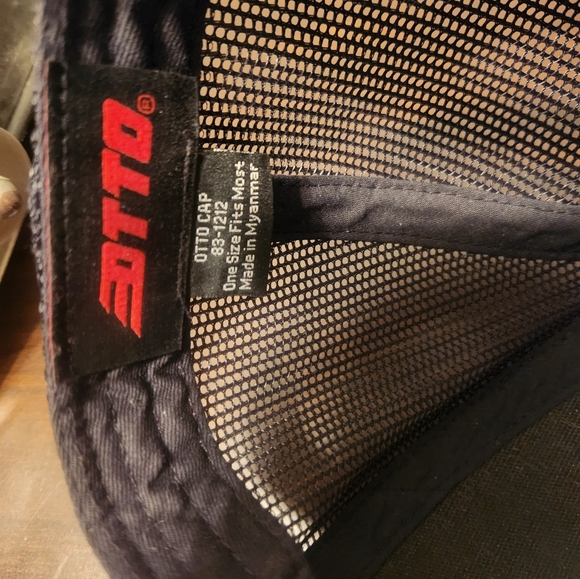 Hunington Beach Black Mesh Cap - Picture 2 of 2